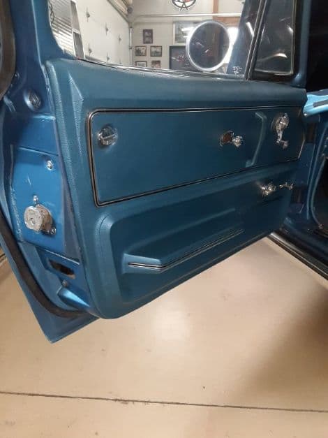 1965 Chevrolet Corvette thumbnail 11