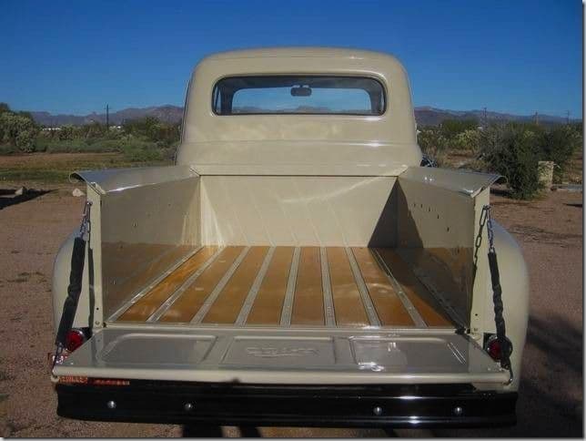 1952 Ford F1 Pickup thumbnail 4