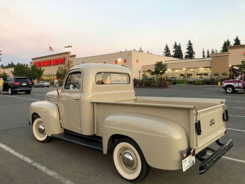 1952 Ford F1 Pickup thumbnail 3