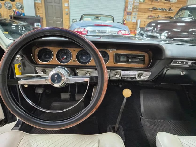 1965 Pontiac GTO thumbnail 10