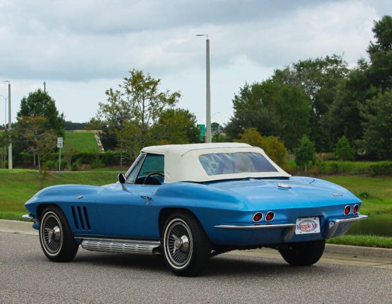 1965 Chevrolet Corvette thumbnail 5