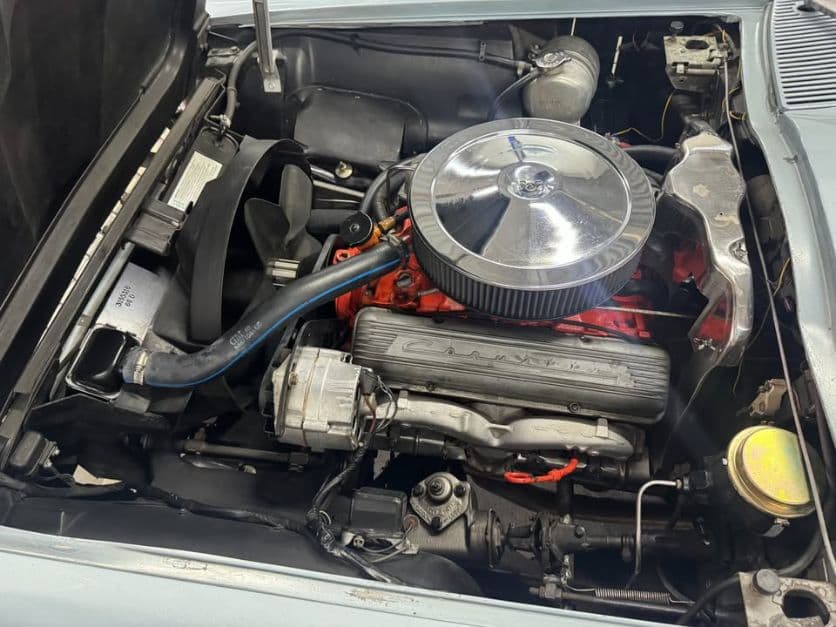 1966 Chevrolet Corvette Convertible thumbnail 17