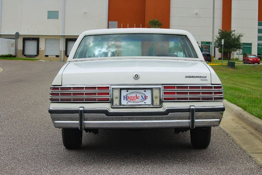 1980 Pontiac Bonneville Brougham thumbnail 5
