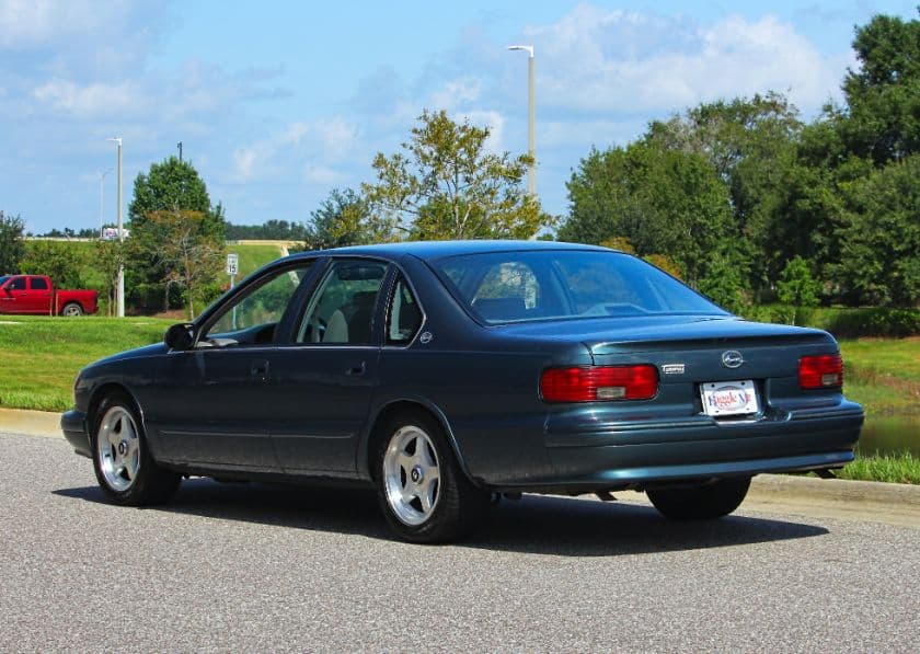 1996 Chevrolet Impala SS thumbnail 6