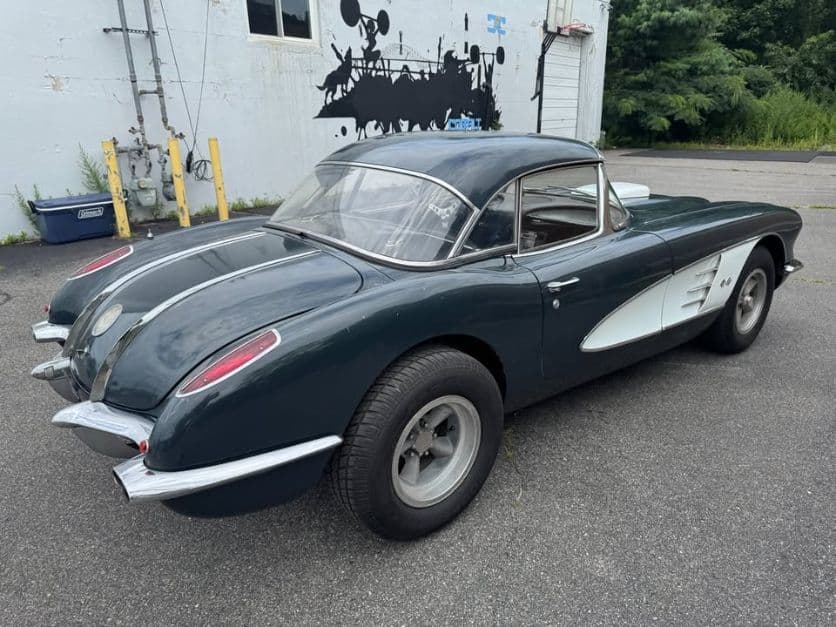 1958 Chevrolet Corvette Convertible thumbnail 4