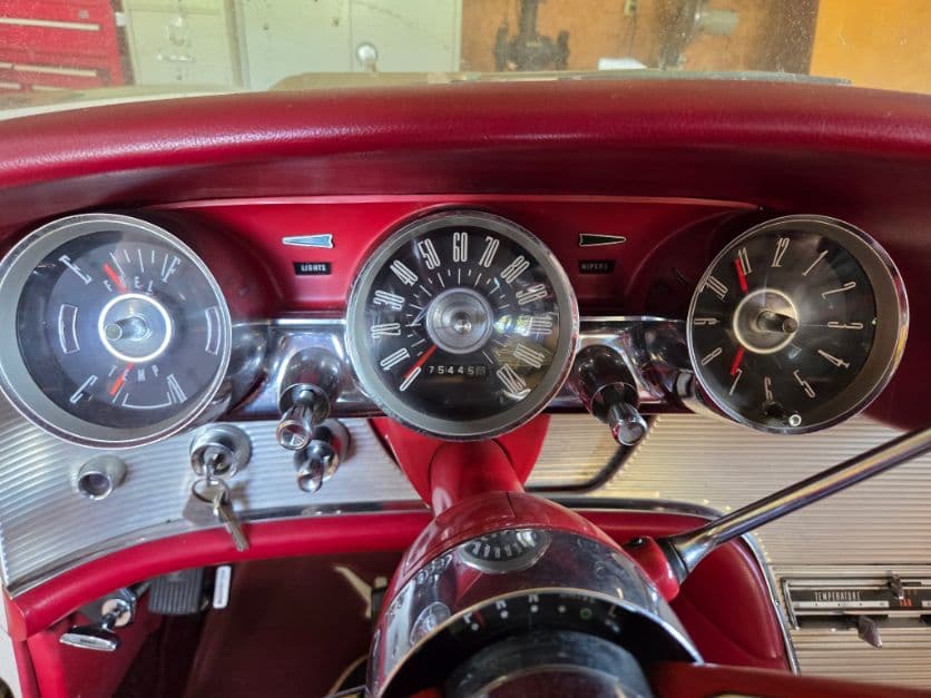 1962 Ford Thunderbird Convertible thumbnail 13