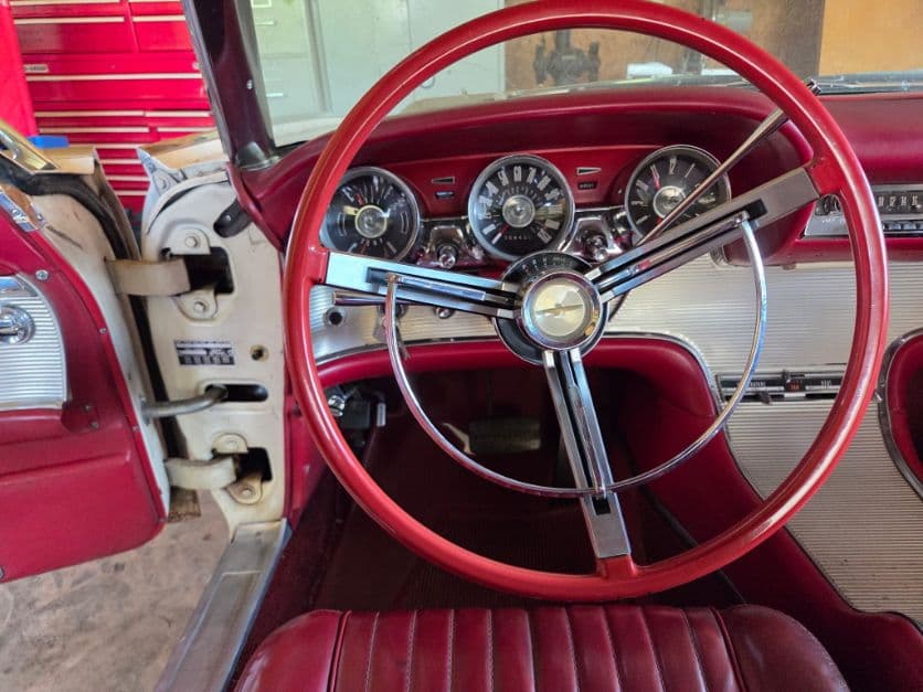 1962 Ford Thunderbird Convertible thumbnail 10