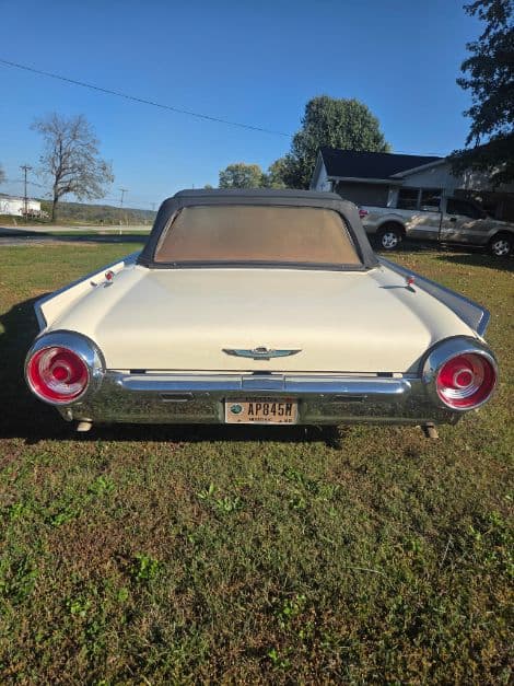 1962 Ford Thunderbird Convertible thumbnail 4