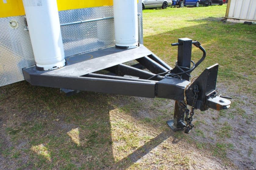 2009 Middlebury Trailers Food Trailer thumbnail 4