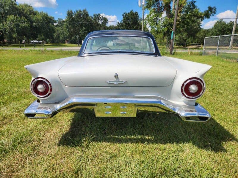 1957 Ford Thunderbird Convertible thumbnail 5