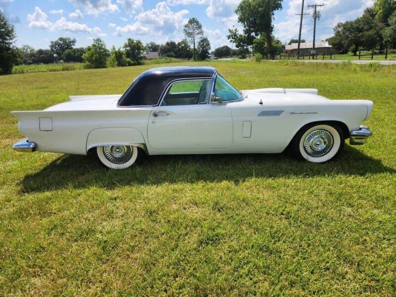 1957 Ford Thunderbird Convertible thumbnail 3