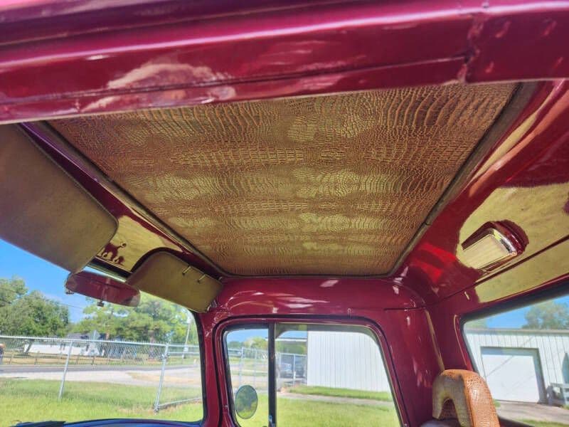1957 Chevrolet 3100 thumbnail 7