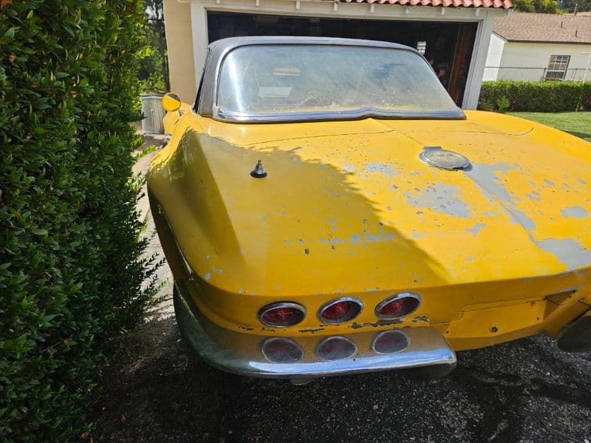 1965 Chevrolet Corvette Convertible thumbnail 6