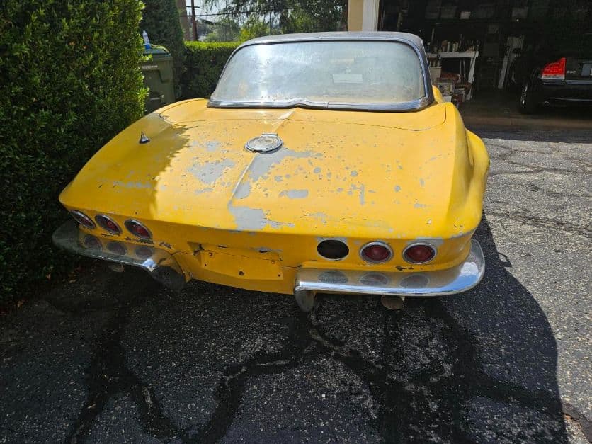 1965 Chevrolet Corvette Convertible thumbnail 7
