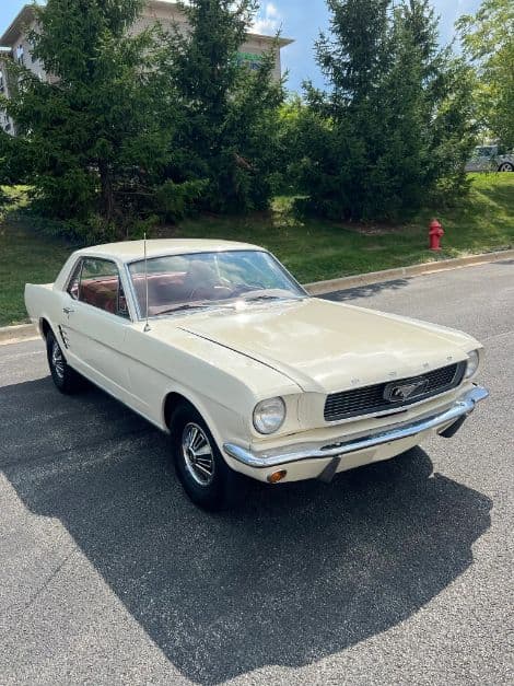 1966 Ford Mustang — photo 2