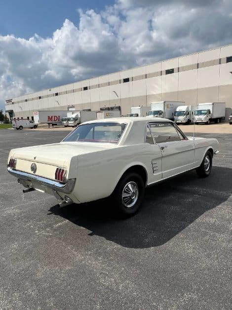 1966 Ford Mustang thumbnail 3