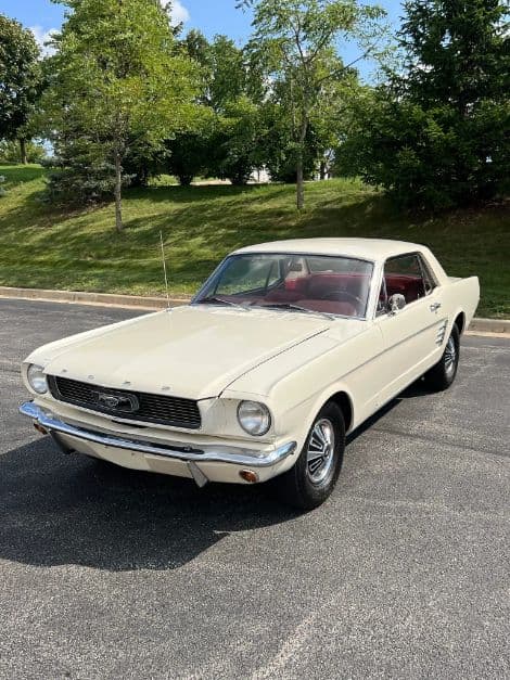 1966 Ford Mustang thumbnail 6