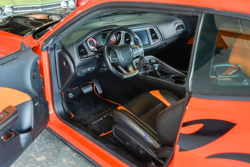 2019 Dodge Challenger SRT Hellcat thumbnail 3