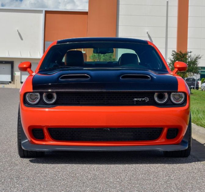 2019 Dodge Challenger SRT Hellcat thumbnail 9