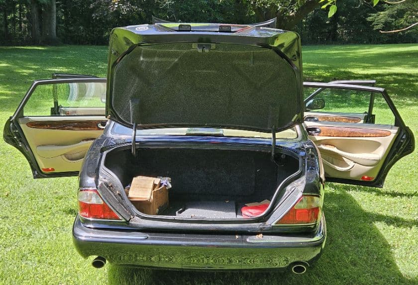 2000 Jaguar XJ Vanden Plas thumbnail 12