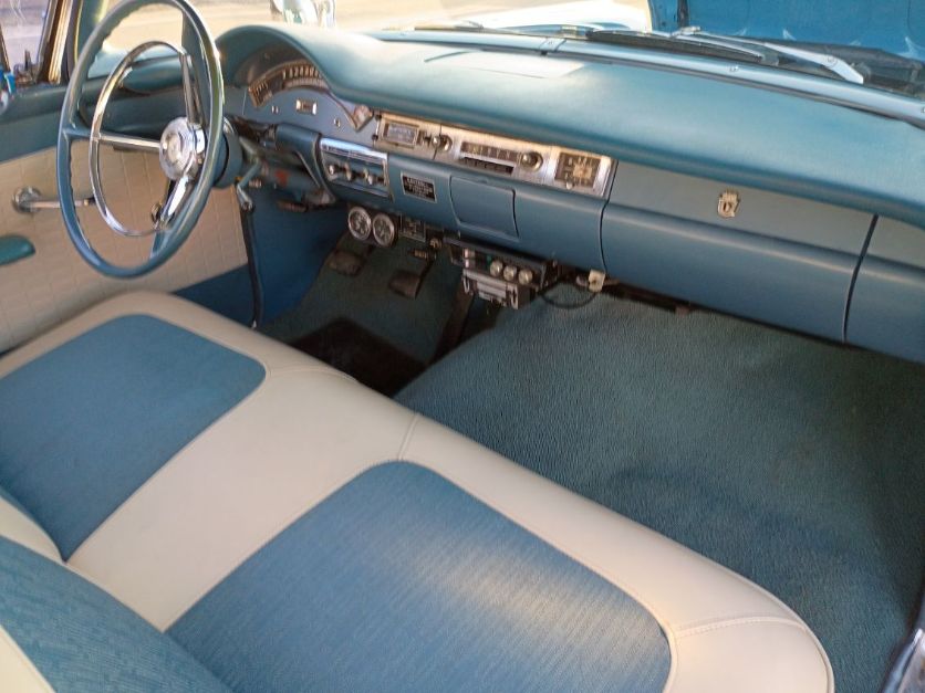 1957 Ford Fairlane thumbnail 7