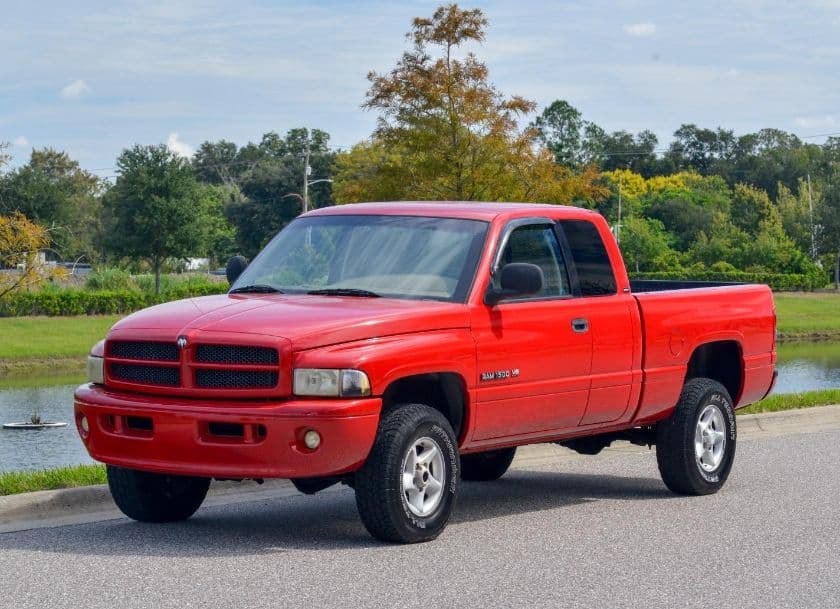2001 Dodge Pickup thumbnail 3