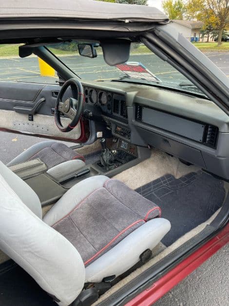 1986 Ford Mustang GT Convertible thumbnail 25