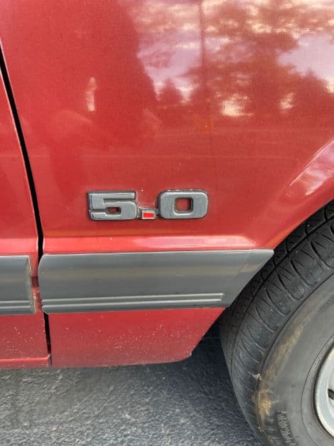 1986 Ford Mustang GT Convertible thumbnail 26