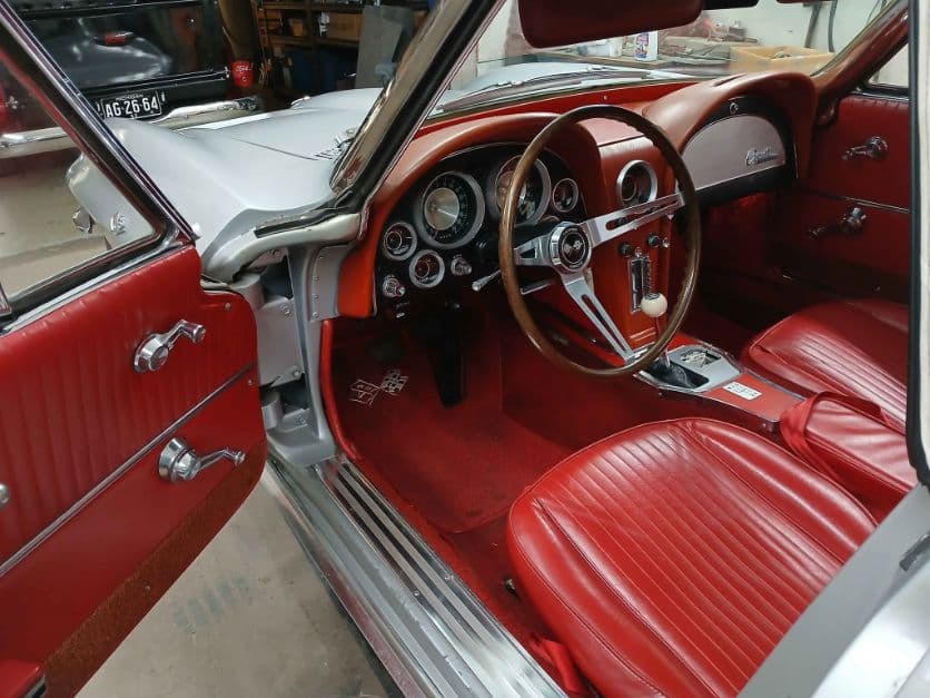 1964 Chevrolet Corvette Convertible thumbnail 8