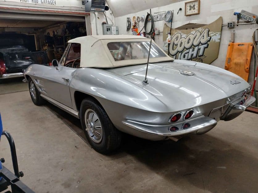 1964 Chevrolet Corvette Convertible thumbnail 3