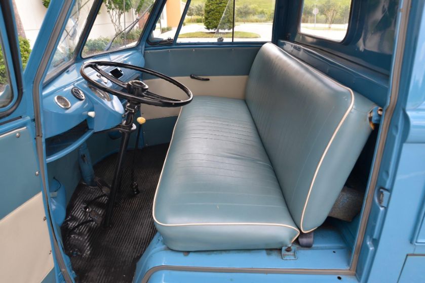 1961 Volkswagen Pickup — photo 14