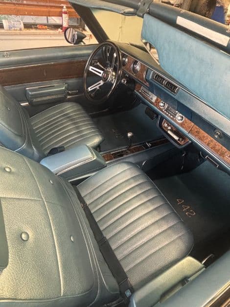 1970 Oldsmobile 442 Convertible thumbnail 29