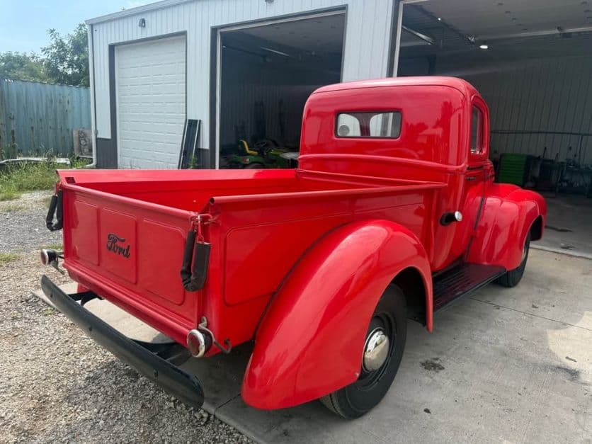 1946 Ford Pickup thumbnail 5