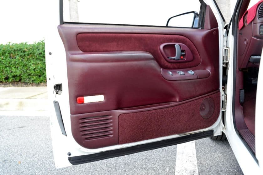 1997 GMC Yukon thumbnail 12