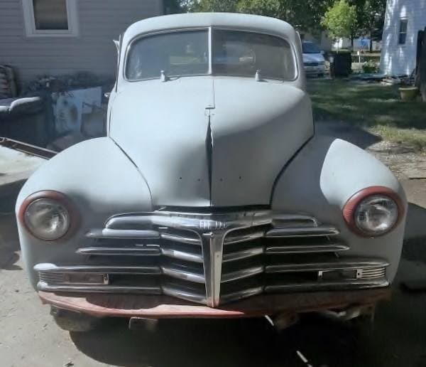 1948 Chevrolet Deluxe thumbnail 3