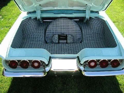 1960 Ford Thunderbird thumbnail 3