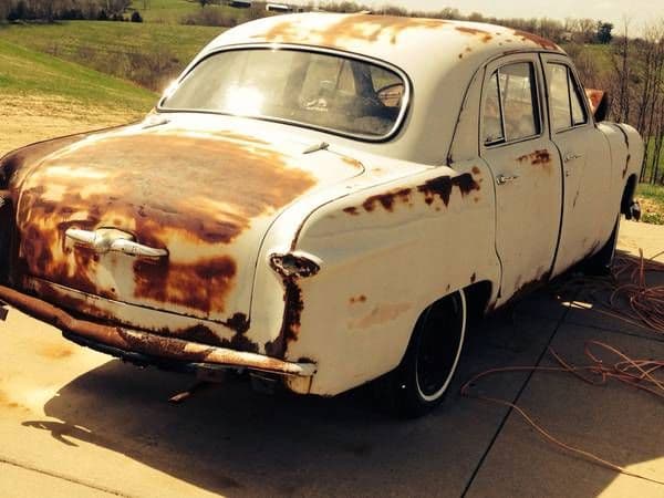 1949 Ford 4 Door thumbnail 4