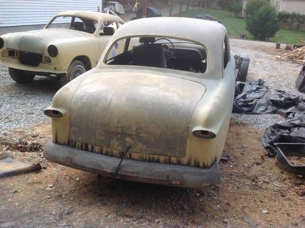 1951 Ford Sedan thumbnail 4