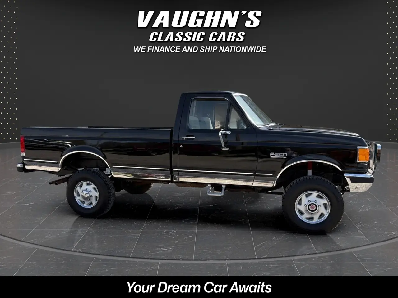 1989 Ford F-250 HD Reg Cab 133.0" WB 4WD — photo 2