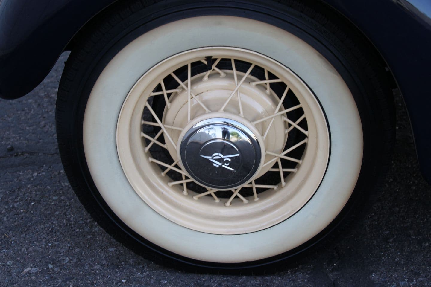 1935 Ford Sedan — photo 30