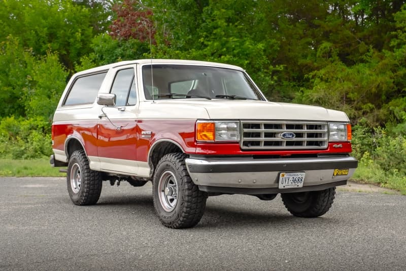 1988 Ford Bronco XLT — photo 1