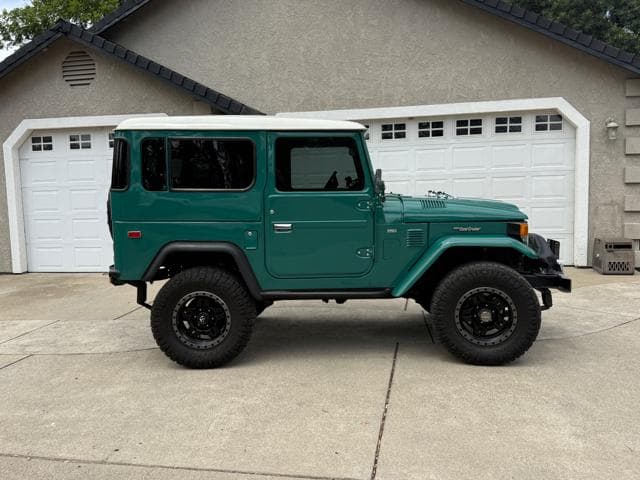 1978 Toyota FJ40 Land Cruiser — photo 1