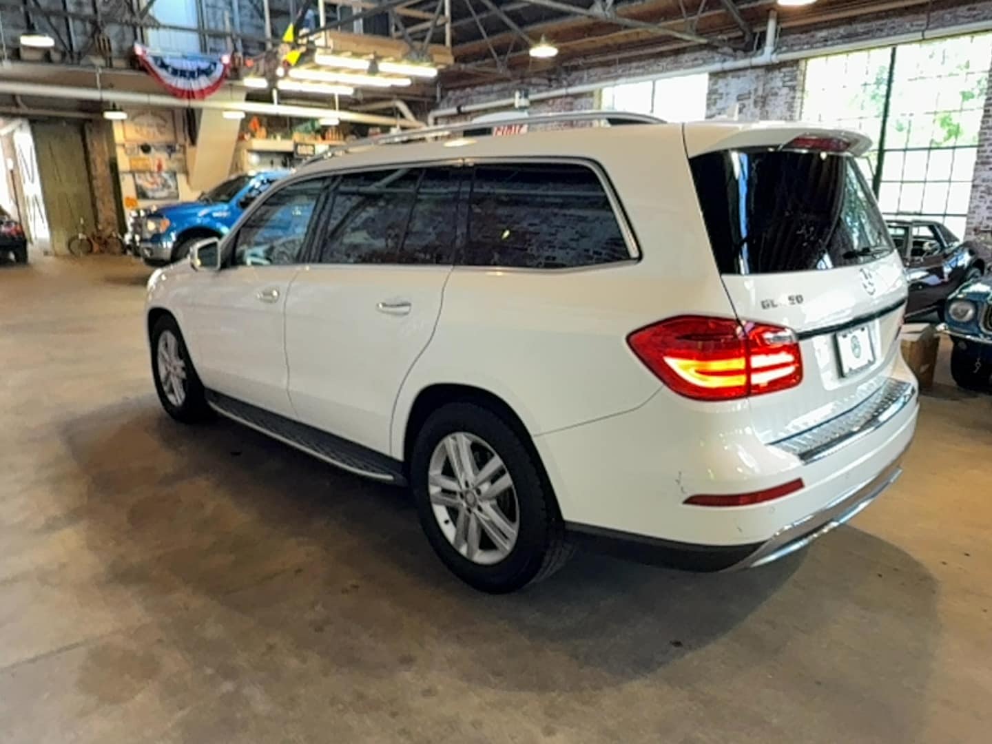 2014 Mercedes GL-Class GL 450 4MATIC β photo 2