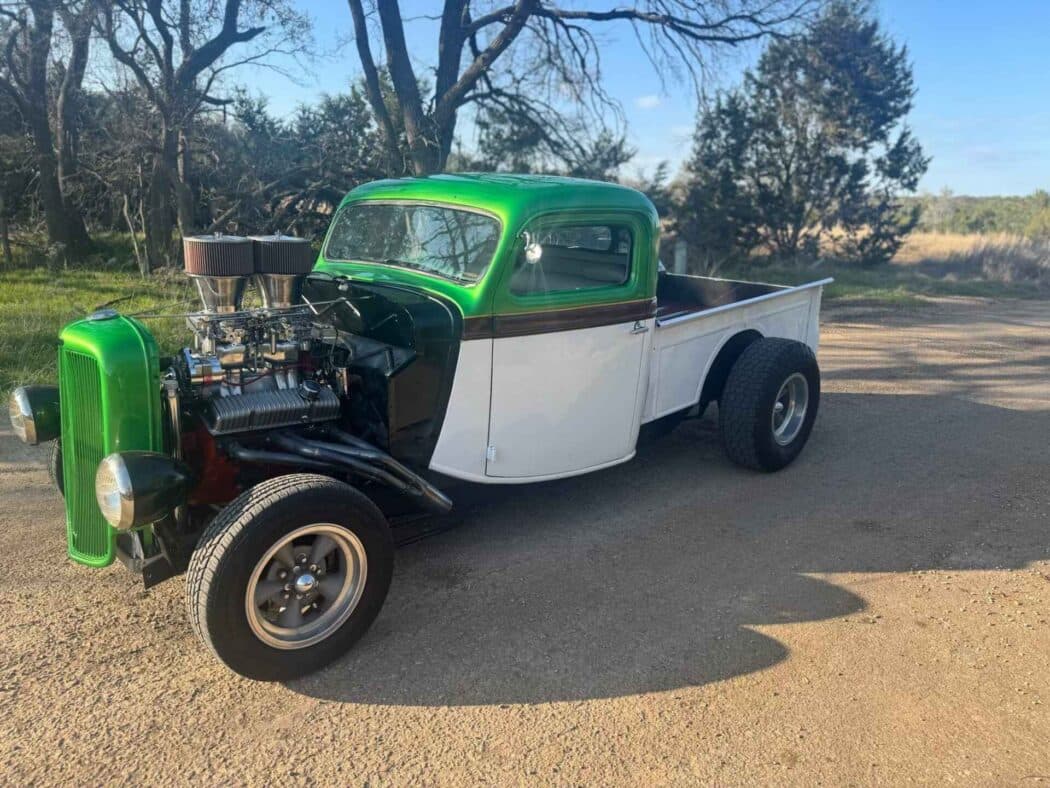 1935 Ford Custom — photo 2