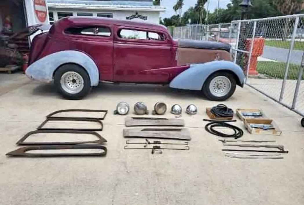 1937 Chevrolet Custom Chop Top Sedan β photo 1