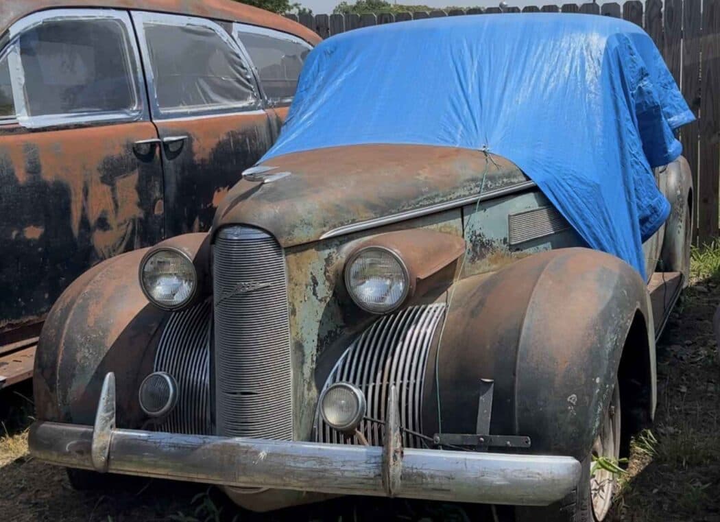 1939 LaSalle 2 Door Touring Sedan