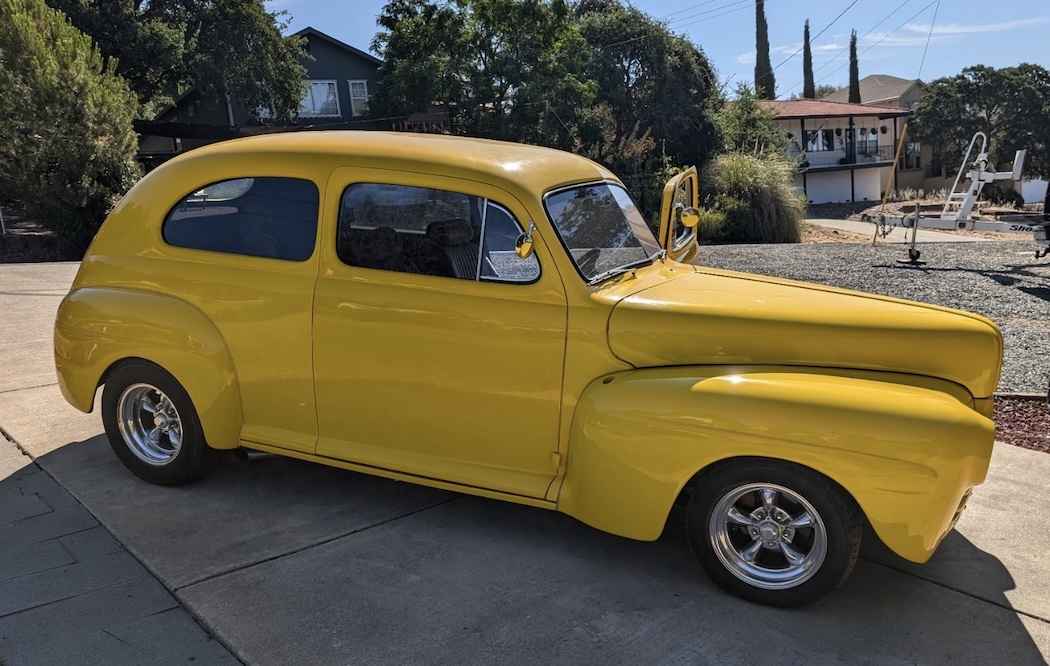 1946 Ford Super Deluxe — photo 2