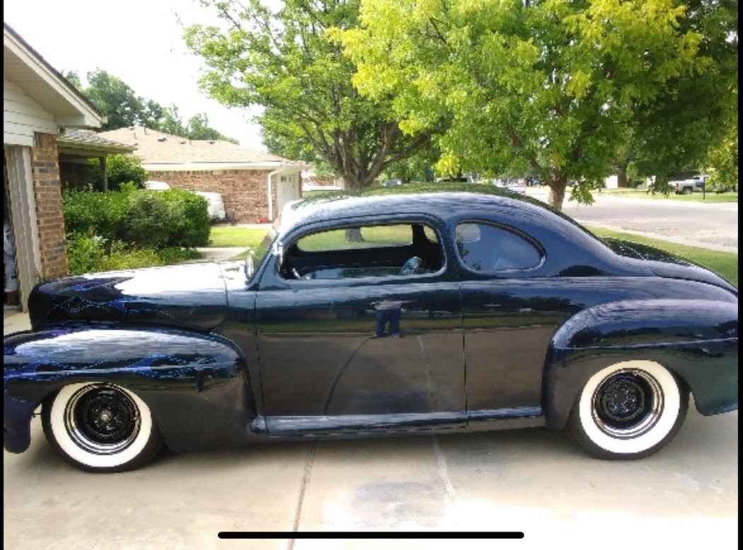 1948 Ford Custom β photo 1
