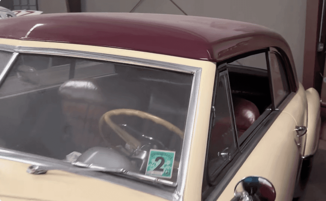 1950 Chrysler Windsor Deluxe — photo 2