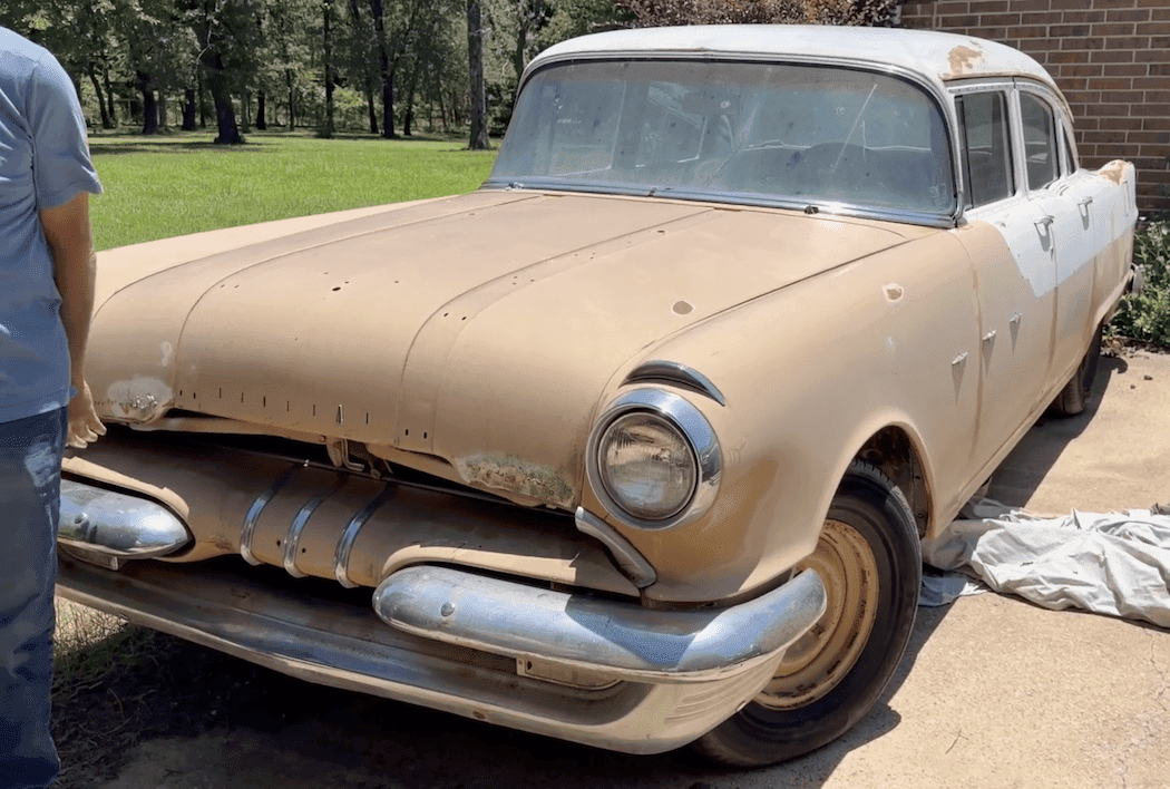 1955 Pontiac Chieftain — photo 1